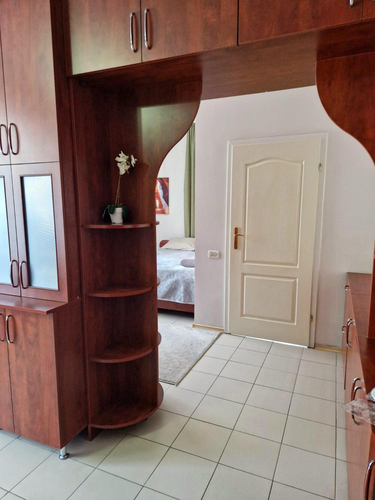 White House Apart otel Balti Dış mekan fotoğraf